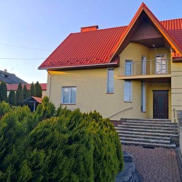 Продається будинок в центрі міста — ЗАХОДЬ І ЖИВИ!