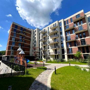 Продам квартиру з терасою у Винниках площею 46,03 м2 в ЖК  Lev Development.