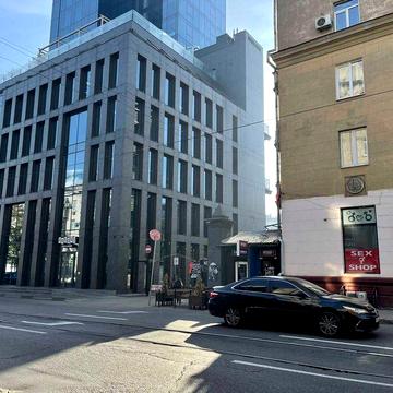 Оренда 2-х кімнатної квартири в Центрі пр. Дмитра Яворницького 46