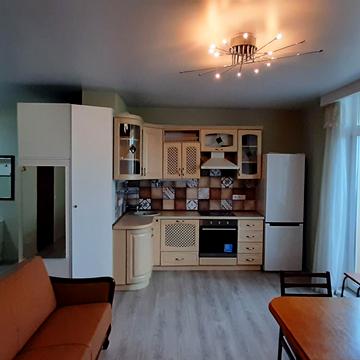 Сімї Кульженків вул. (Петра Дегтяренка), 31-Б
