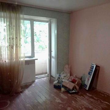 Продам 1 ком. квартиру в кирпичном доме.