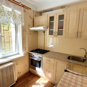 Щербаківського 61В. Інтернаціональна площа. Нивки