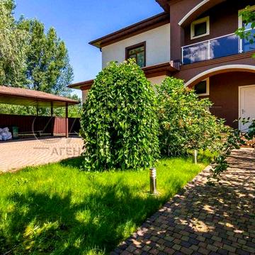 Продаж нового будинку з басейном 475 м2, КМ Montana Village, Козин