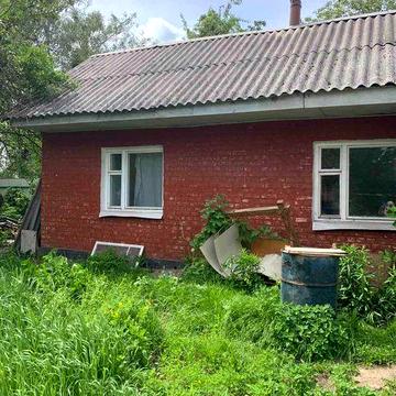 Продається  невеликий житловий Будинок в районі ЗОШ №1