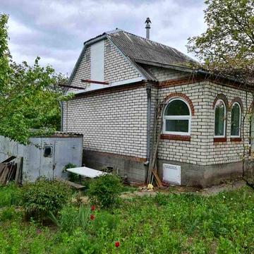 35556 Добротний будинок 2к на Лєзнєво