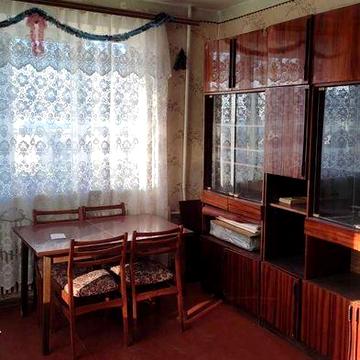 Быстро продам 2-х к.кв. в 535 мр, 12/16, свободна.