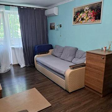 Аренда.Черёмушки.Сдам 1ком.квартиру Варненская 15а/Парк Горького/100 Школа/Генерала Петрова