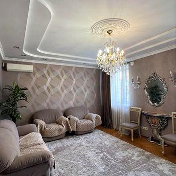 Продаж 3к квартири у самому центрі міста