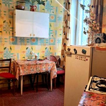Продам 2к.квартиру Черноморск низкий этаж