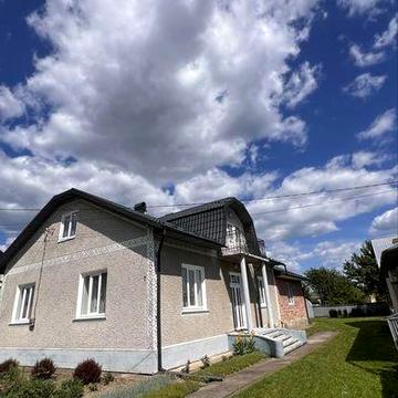 Продаж будинку в Лужанах