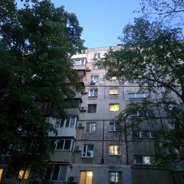 Kor-03, трёхкомнатная квартира в центре Киевского района