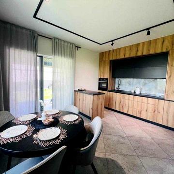 Будинок в Білогородці Ремонт меблі техніка Камін Тераса 150 м2 5 сот