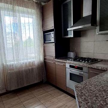 Оренда 1к на Озерній