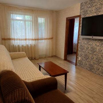 Здам 3к квартиру ( власник), р-н Вишенька (кінцева), 1 поверх, є  заскленний балкон