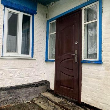Затишний будинок для комфортного життя та відпочинку