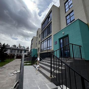 Без комісії квартира по СУПЕР  Ціні  ЖК  31000 $Продаж квартири 1 кімнатна . Газ ,Ліс Дубова роща . 36.2 квадратних метри. Оформлення 2 % Єоселя ЖК Ібіс