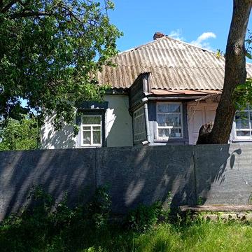 Продається частина будинку в м. Ічня , Чернігівська область.