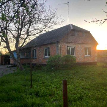 Будинок в затишному місці в с. Борятин, 55 км від Житомира