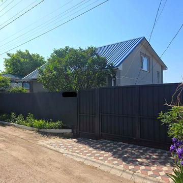 продам будинок район 3 поліклініки