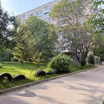 Сдам 2 комн Небесной сотни