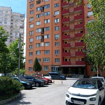 Продам однокомнатную квартиру 51 кв.м на Северной Салтовке-1.