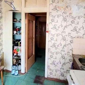 1 кімнатна.ГАЗ. 5 поверх.Балкон.Кухня 8 м2. Не кутова.Вул. Балківська