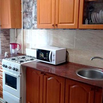 Сдаю  1вк на Дружбе в хорошем месте на долгий срок без животных