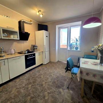 Продаж 1К квартири м.Українка вул.Будівельників ЖК Stugna House