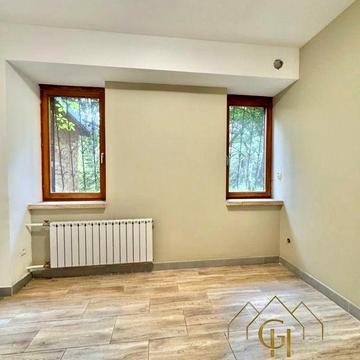 Без комісії! Продам 2 кімнатну квартиру вулиця Максима Токарева ( Вузівська) 4