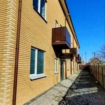 Продам 2-х комнатную квартиру на Сухомлинского
