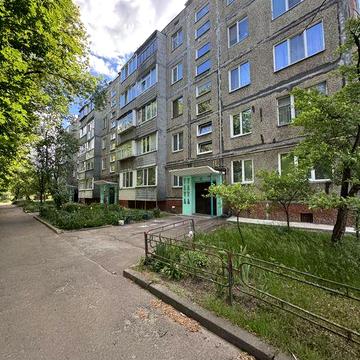 Продаж 2-х квартири 3-й поверх Тероборони (Гагаріна)