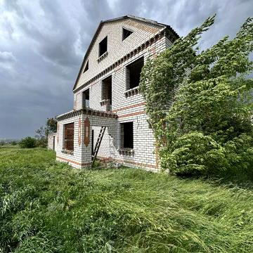 Продаж добротного будинку 200м2,  12сот землі