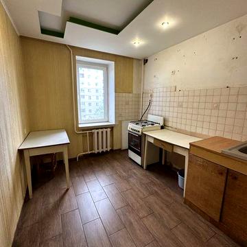 Затишна 2 кімн кв в цегляному будинку вул Івана Богуна за "Градецьким"