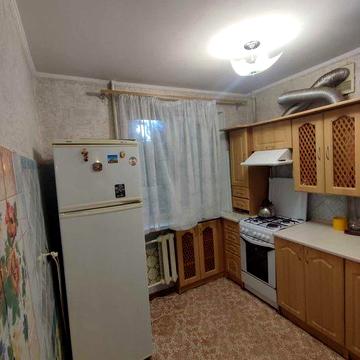 Продаю 2х комнатную квартиру пл. Победы