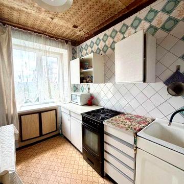 Продам 3к. квартиру ул.Степана Бандери