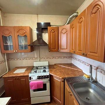 Продам 1к. квартиру «улучшенку» с огромной лоджией, ул. Гарибальди