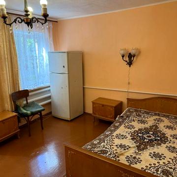 Оренда однокімнатного будинку (времянки) ближнє Старе місто, Замкова, Прапор. Браконьєр. Площа 8березня