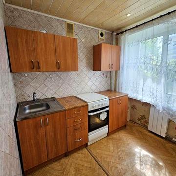 Продаж 1-кімнатної квартири в цегляному будинку