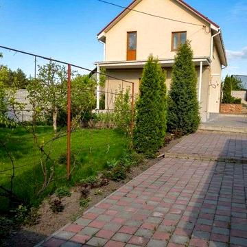 від власника. Продаж комфортного 2-поверхового будинку в с. Юрівка. Без посередників і комісії