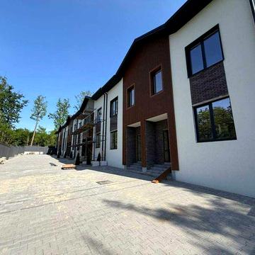 Таунхаус з центральними комунікаціями в Ірпені — 87 м² + мансарда 42 м²