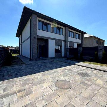 Сучасний дуплекс у Бучі — 120 м², 4 кімнати, тераса та максимальне наповнення