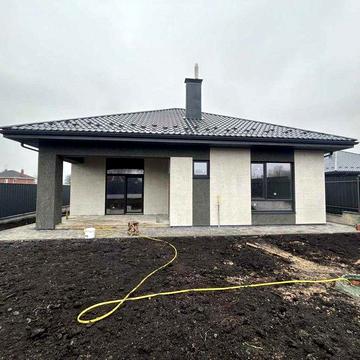 Одноповерховий будинок Білогородка 110 м2 5.5 сотки Газ
