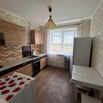 Оренда 2 к квартири по вулиці Корольова
