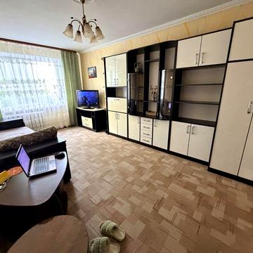 Здам 3-кімнатну квартиру в Центрі (вулиця Короленка)
