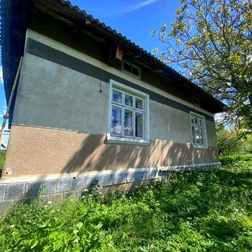 Продається цегляний будинок в с.Грушів ,Дрогобицький район