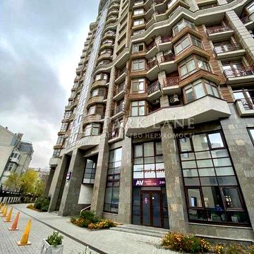 3-кімн 119 м2 Богдана Хмельницького 58а Золоті Ворота, Велотрек, Університет