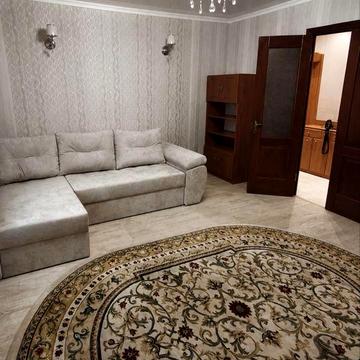 Здаэться простора 3 - кiмнатна квартира вул . Преображенська
