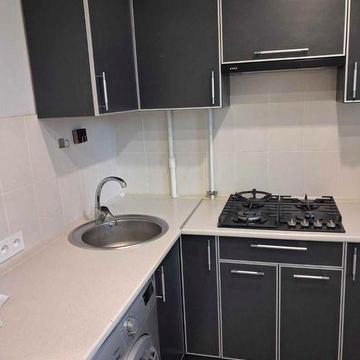 Продам 1 комн квартиру 37м2 Двухсторонняя Два балкона Капремонт Укомплектована OA