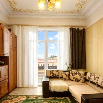 Продаж 3-кімнатна квартира в ближньому центрі, Без комісіі