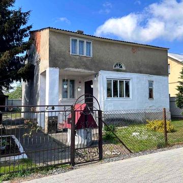 Продаж будинку в с. Зимна вода, одне з найкращих передмість Львова. Швидке сполучення з містом, доїзд по бруківці.
